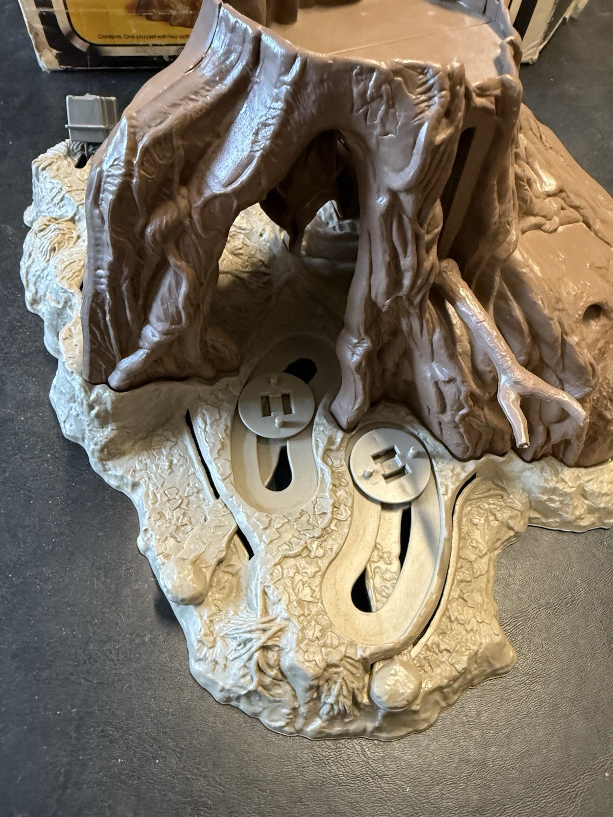 Dagobah Action Playset sold