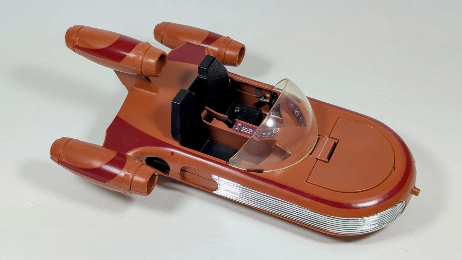 Landspeeder sold