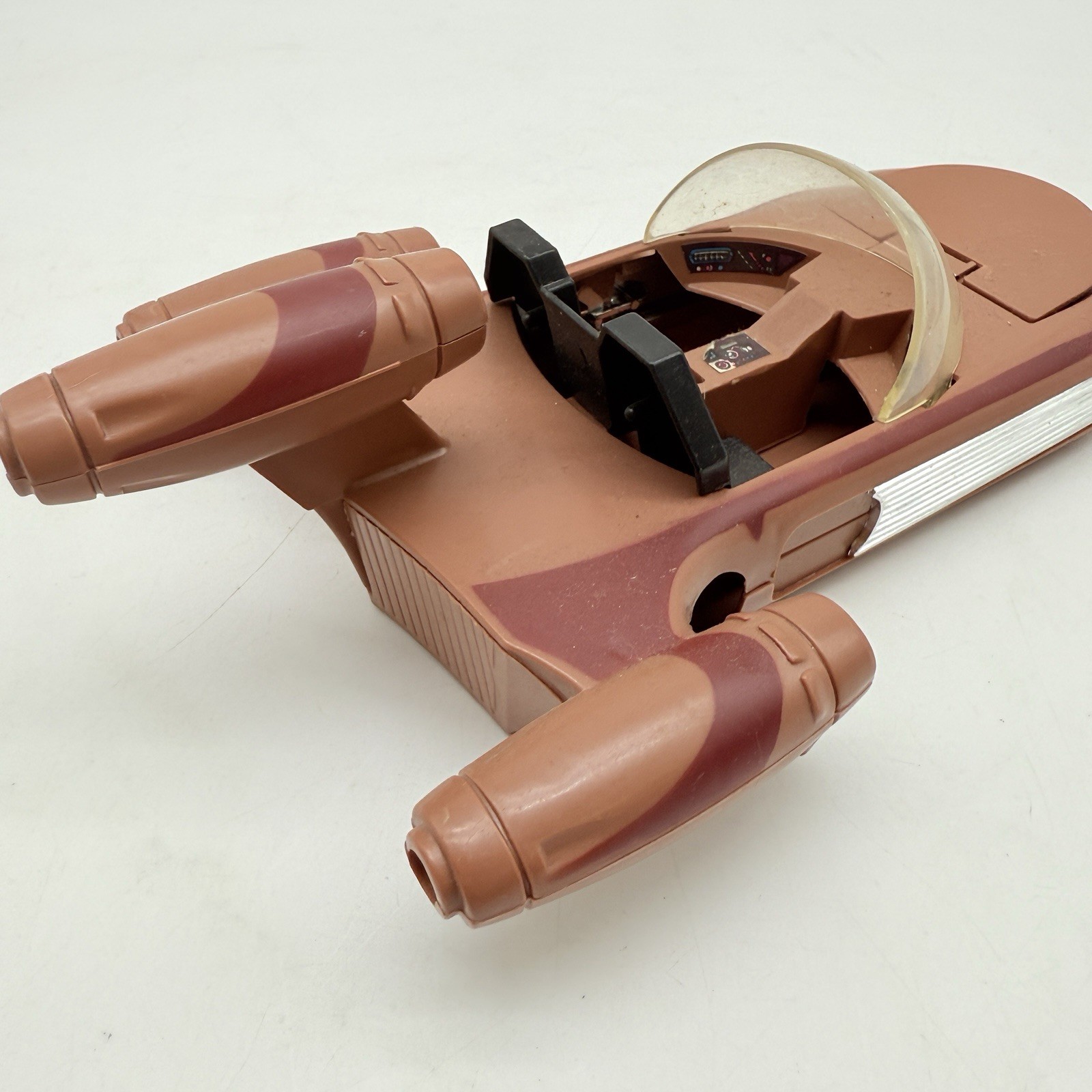 Landspeeder sold