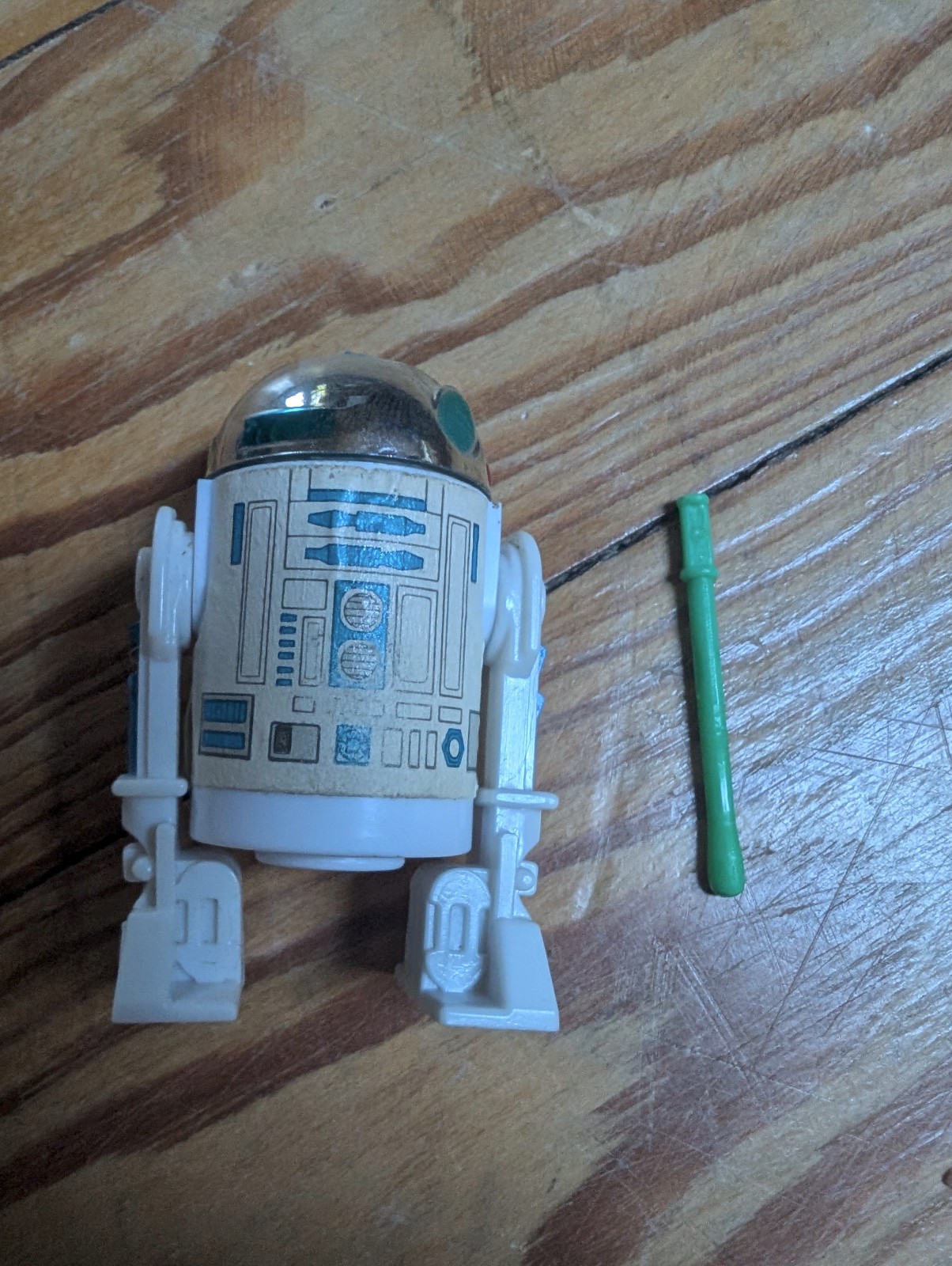 R2-D2 (Artoo-Detoo) with pop-up Lightsaber sold
