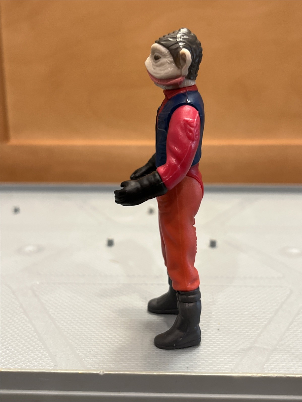 Nien Nunb sold