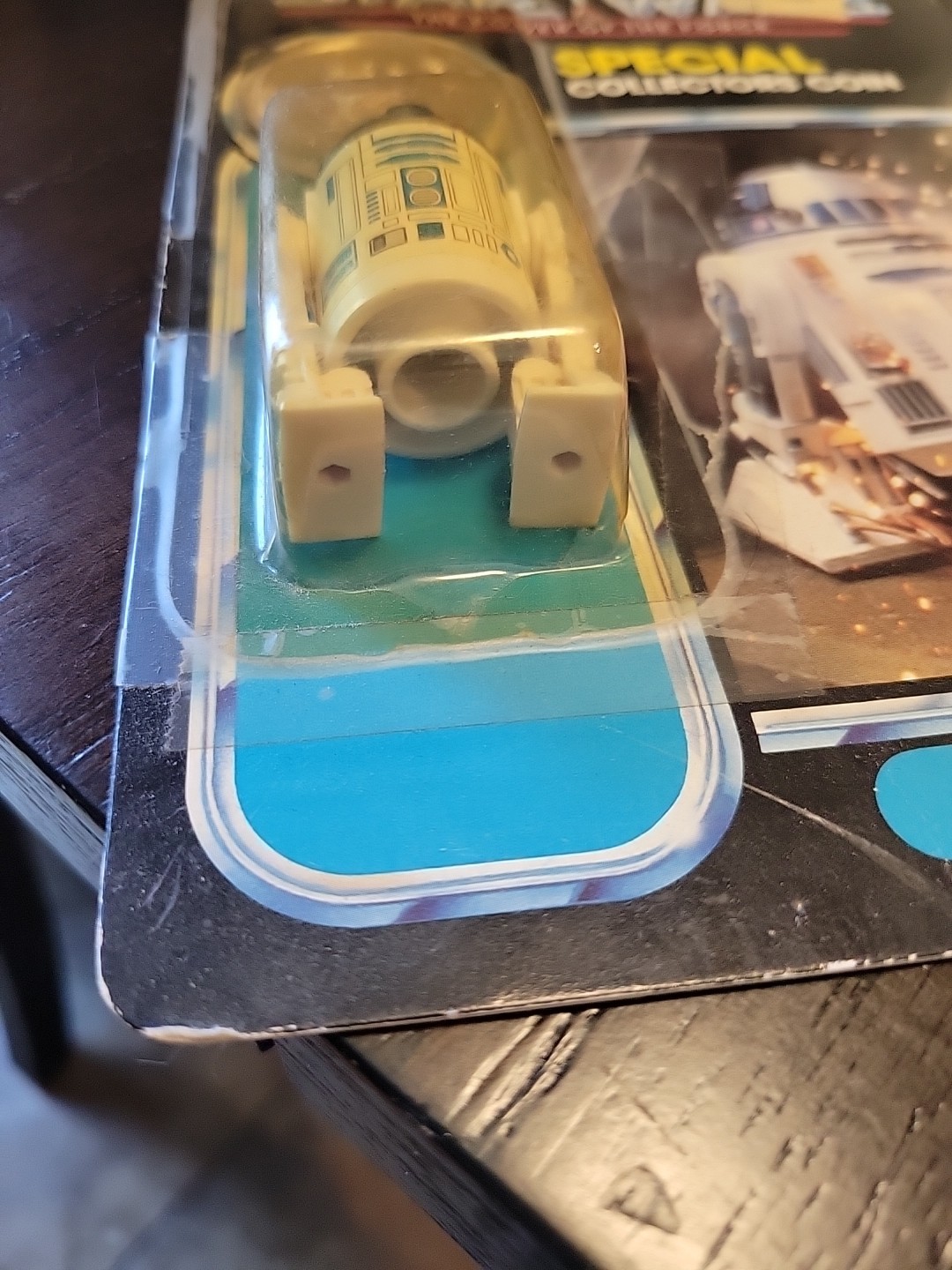 R2-D2 (Artoo-Detoo) with pop-up Lightsaber sold