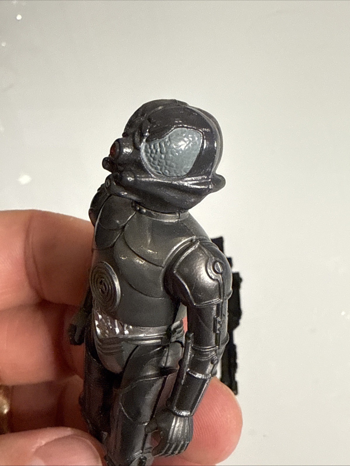 Zuckuss sold