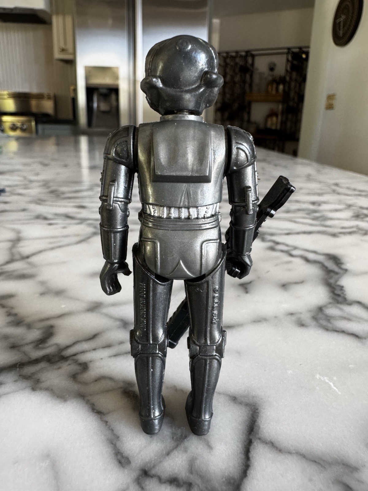 Zuckuss sold