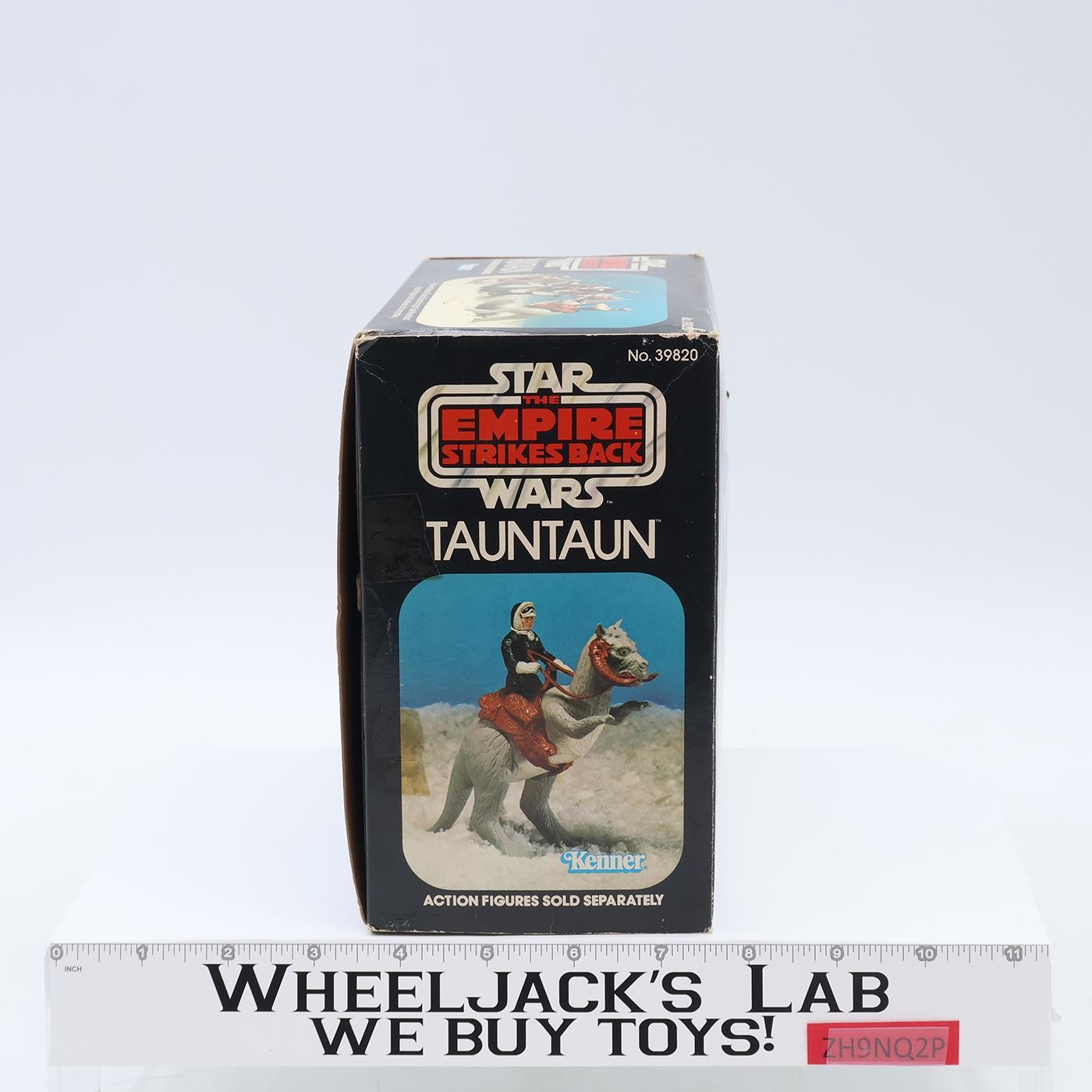 Tauntaun (closed belly) sold