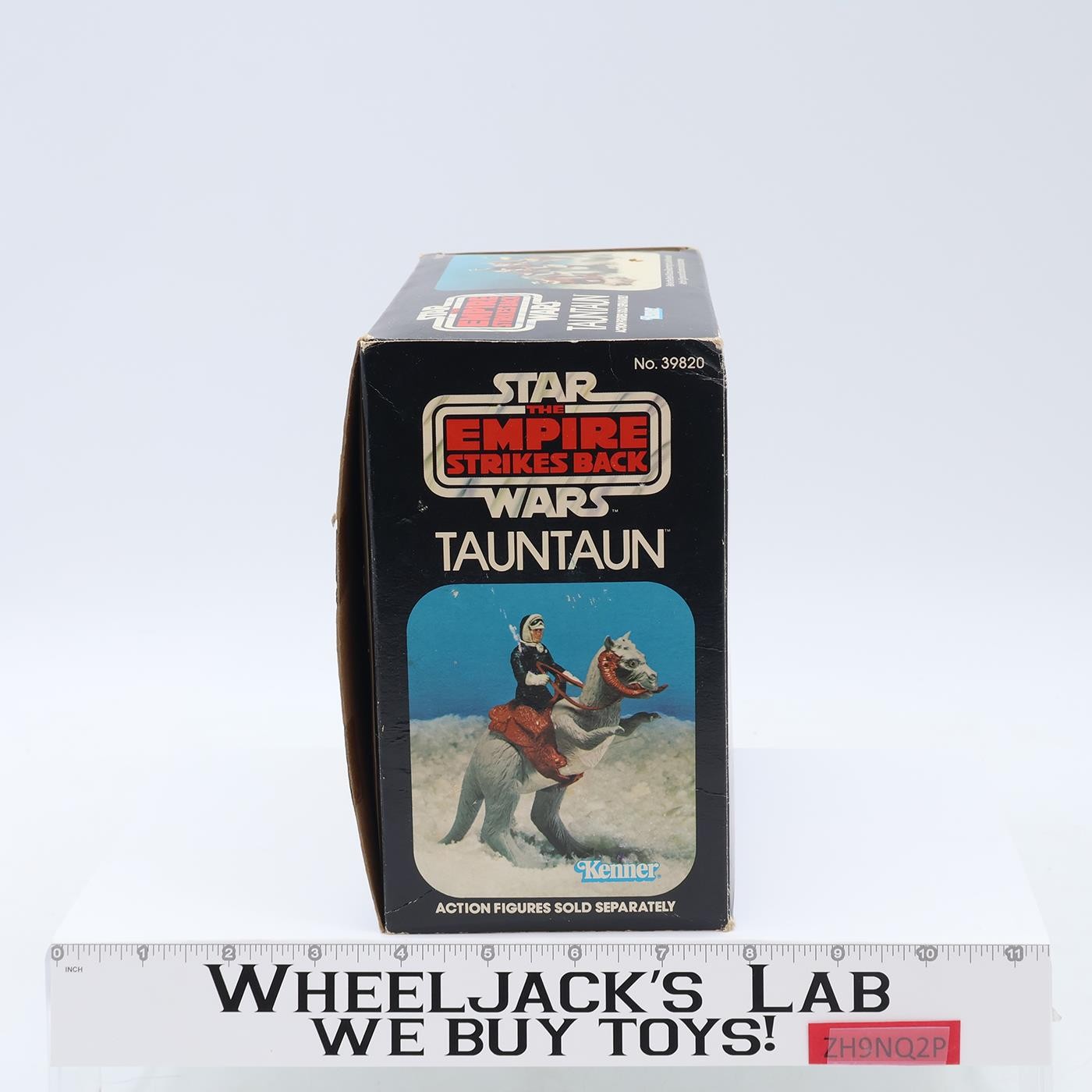 Tauntaun (closed belly) sold