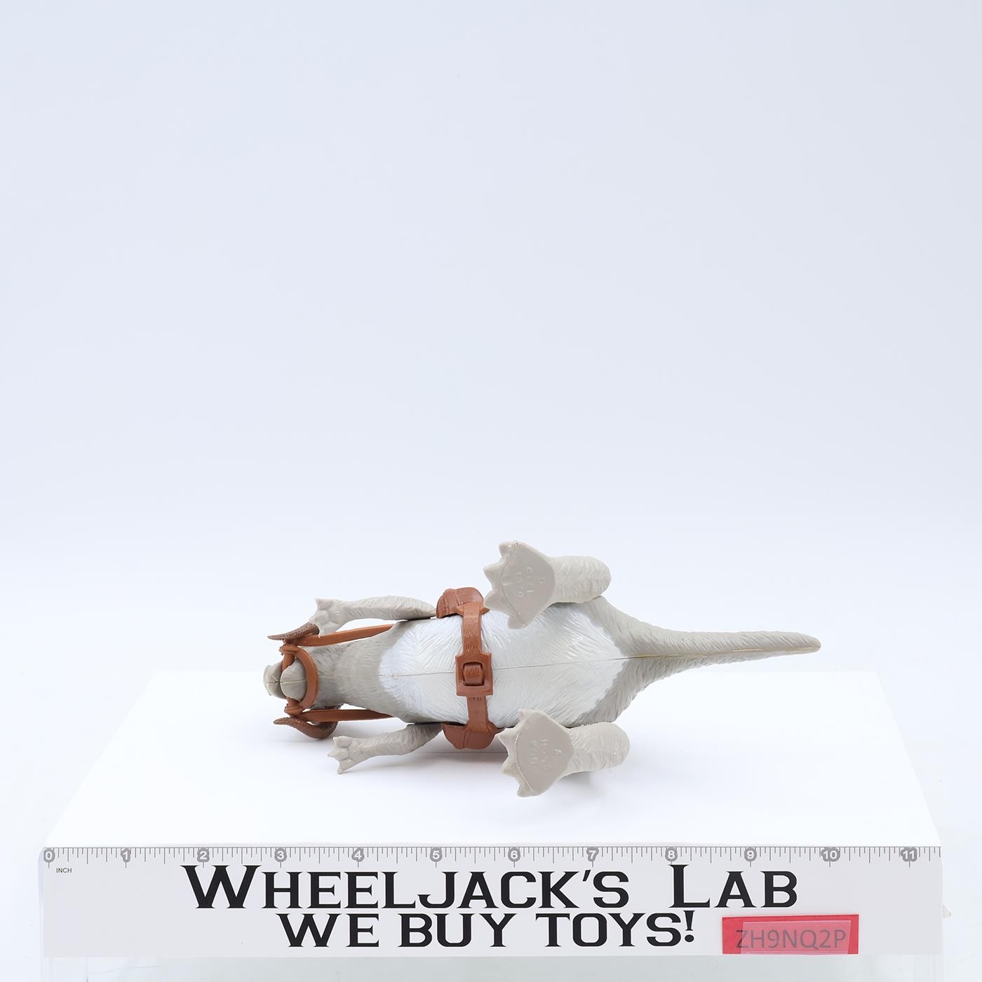 Tauntaun (closed belly) sold