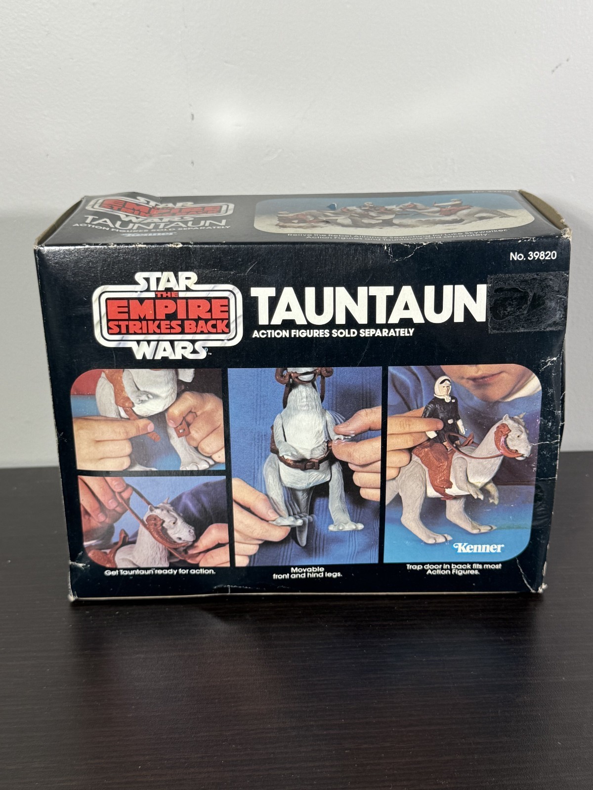 Tauntaun (closed belly) sold