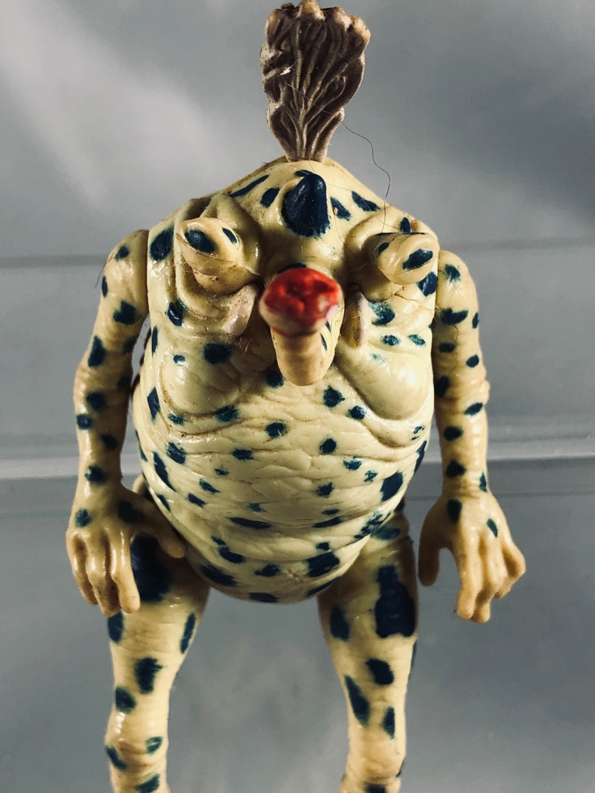 Sy Snootles sold