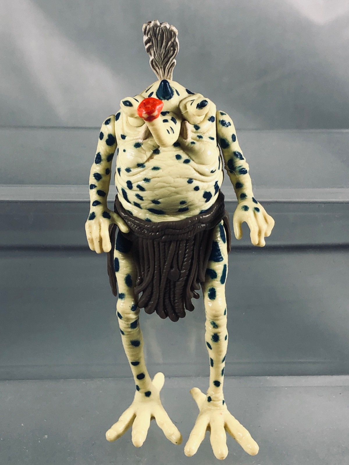 Sy Snootles sold