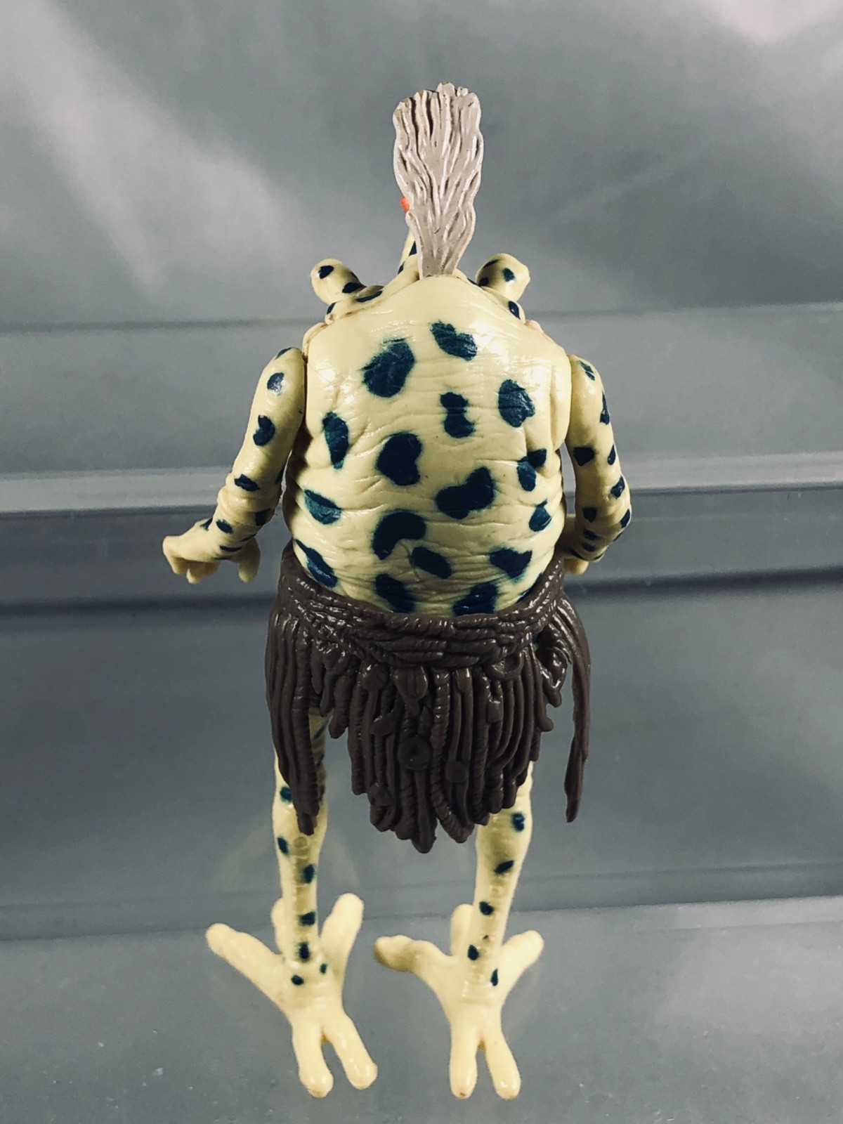 Sy Snootles sold