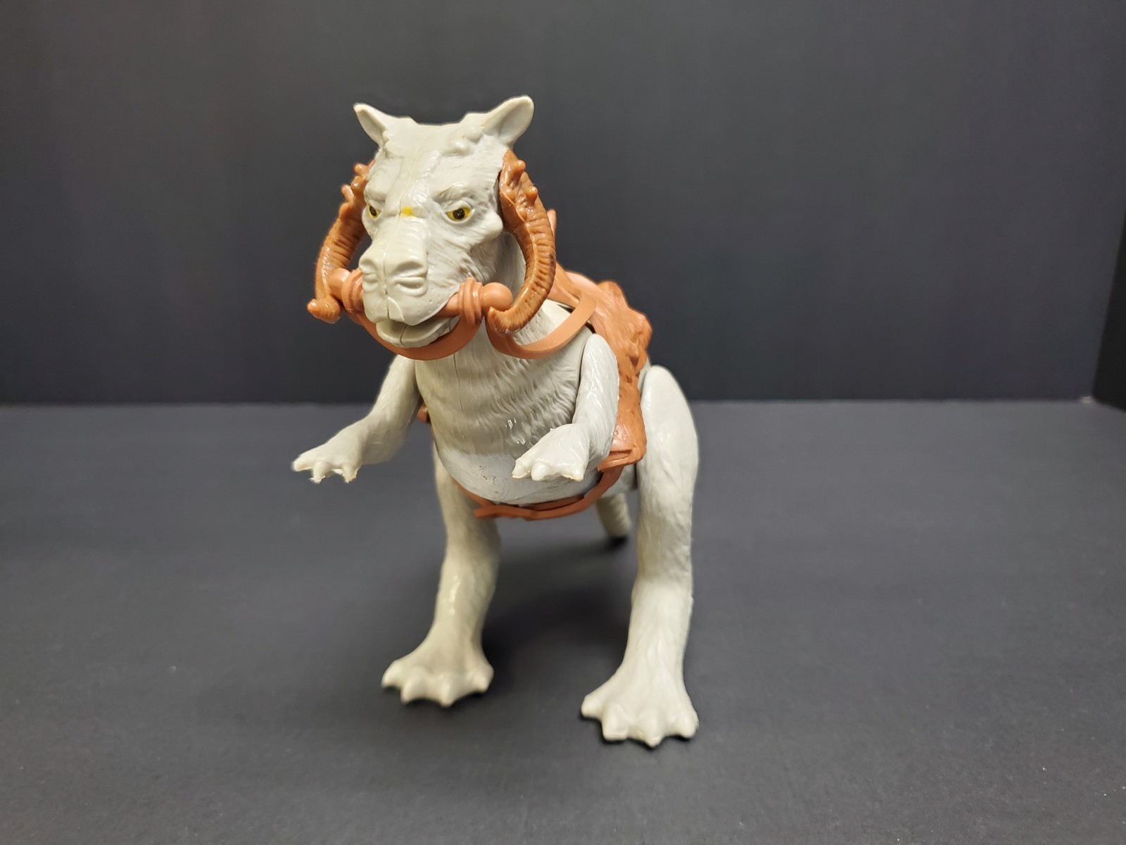 Tauntaun (closed belly) sold
