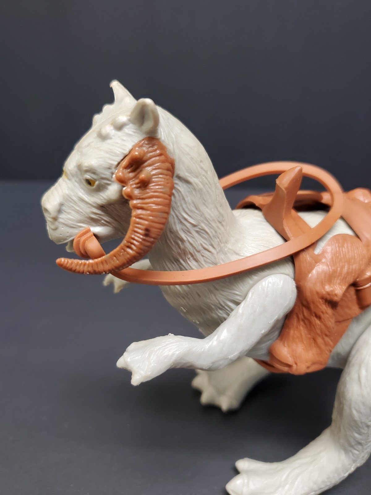 Tauntaun (closed belly) sold