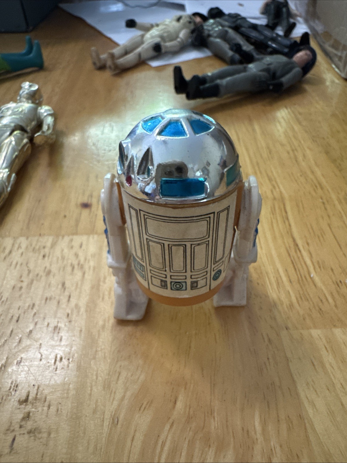 R2-D2 (Artoo-Detoo) sold