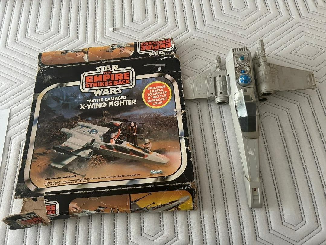X-Wing Fighter (Battle Damaged) sold