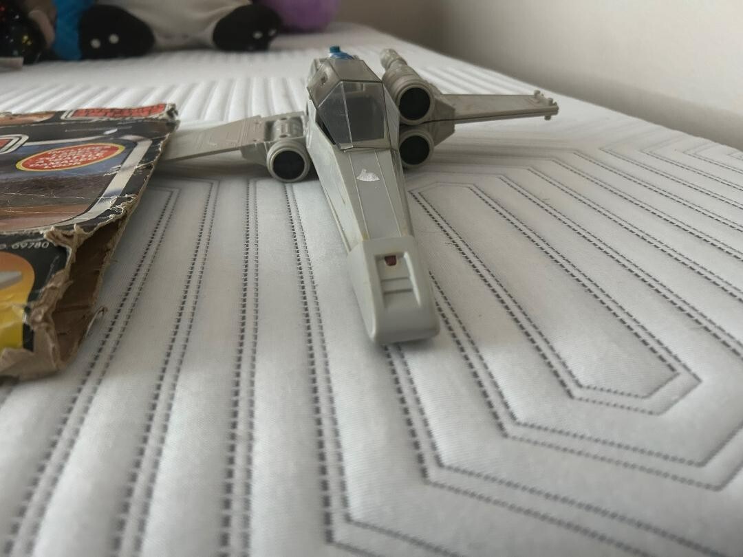 X-Wing Fighter (Battle Damaged) sold