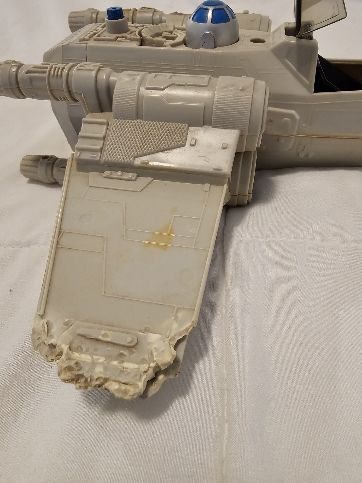 X-Wing Fighter (Battle Damaged) sold
