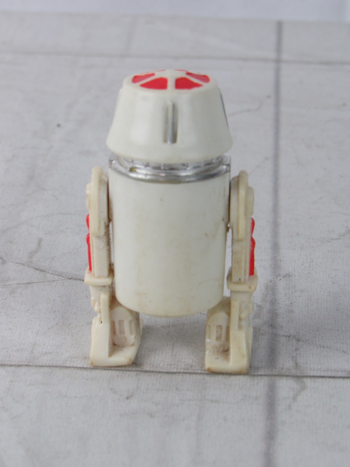 R5-D4 (Arfive-Defour) sold