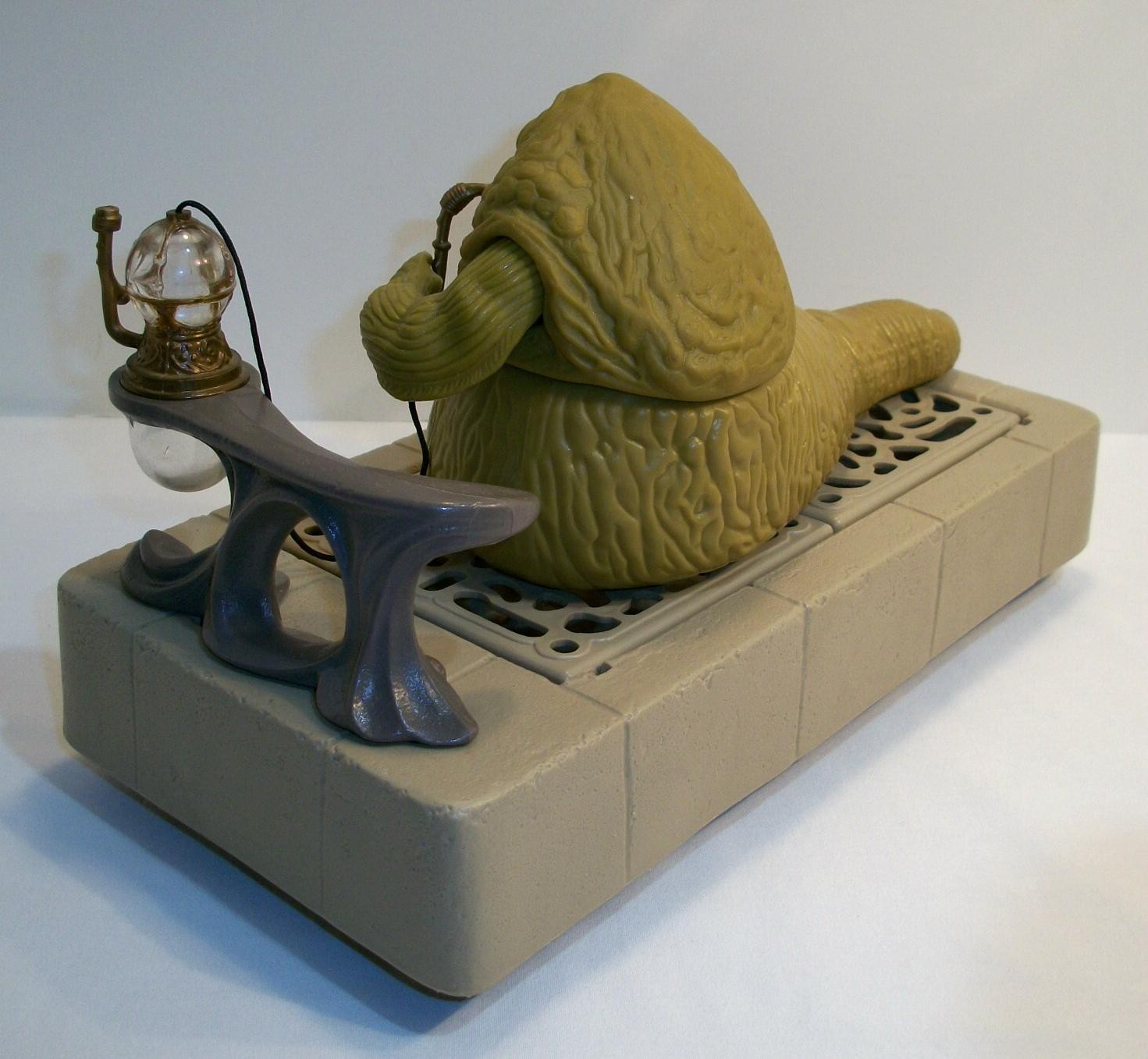 Jabba the Hutt Action Playset sold