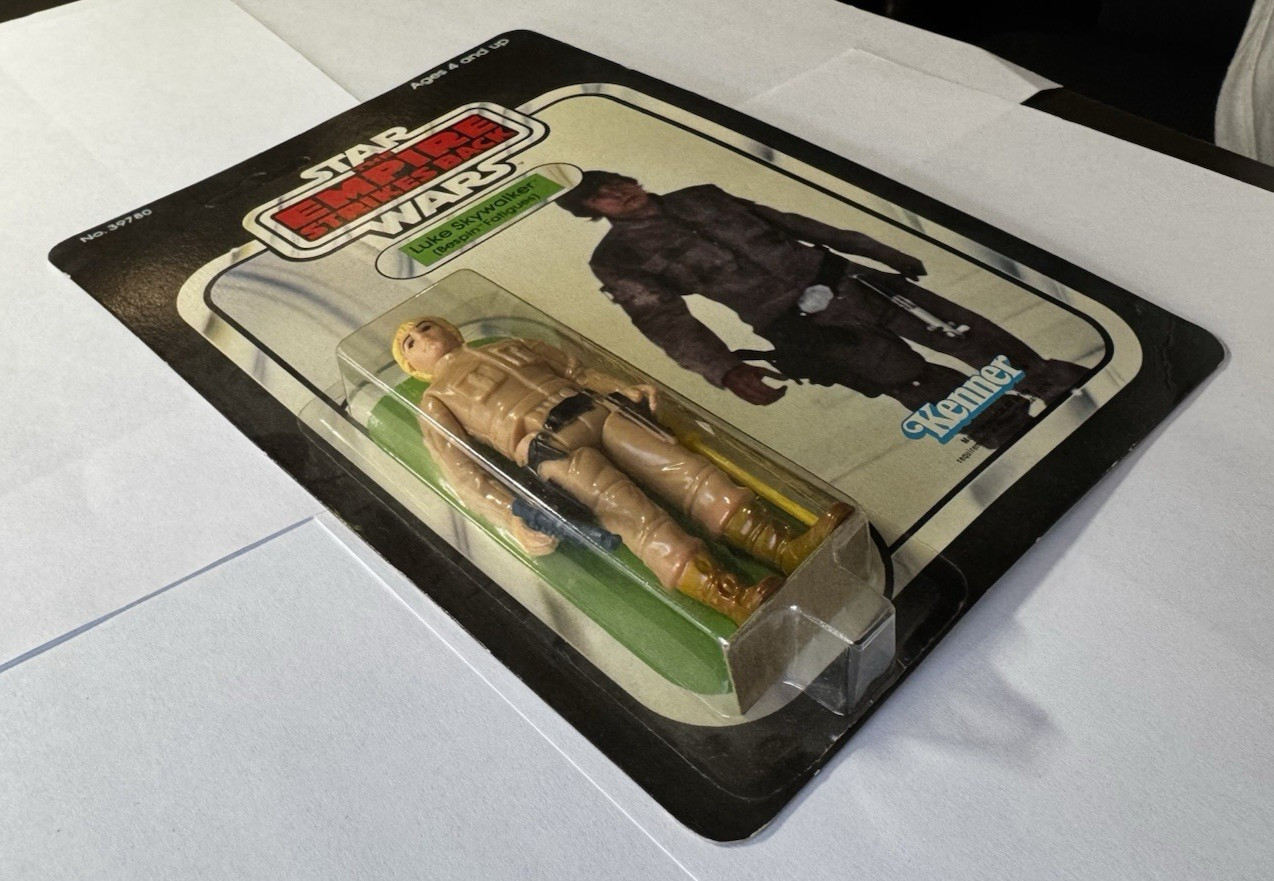 Luke Skywalker (Bespin Fatigues) sold