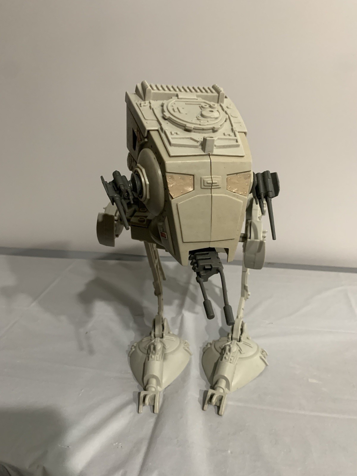 Scout Walker (AT-ST) sold