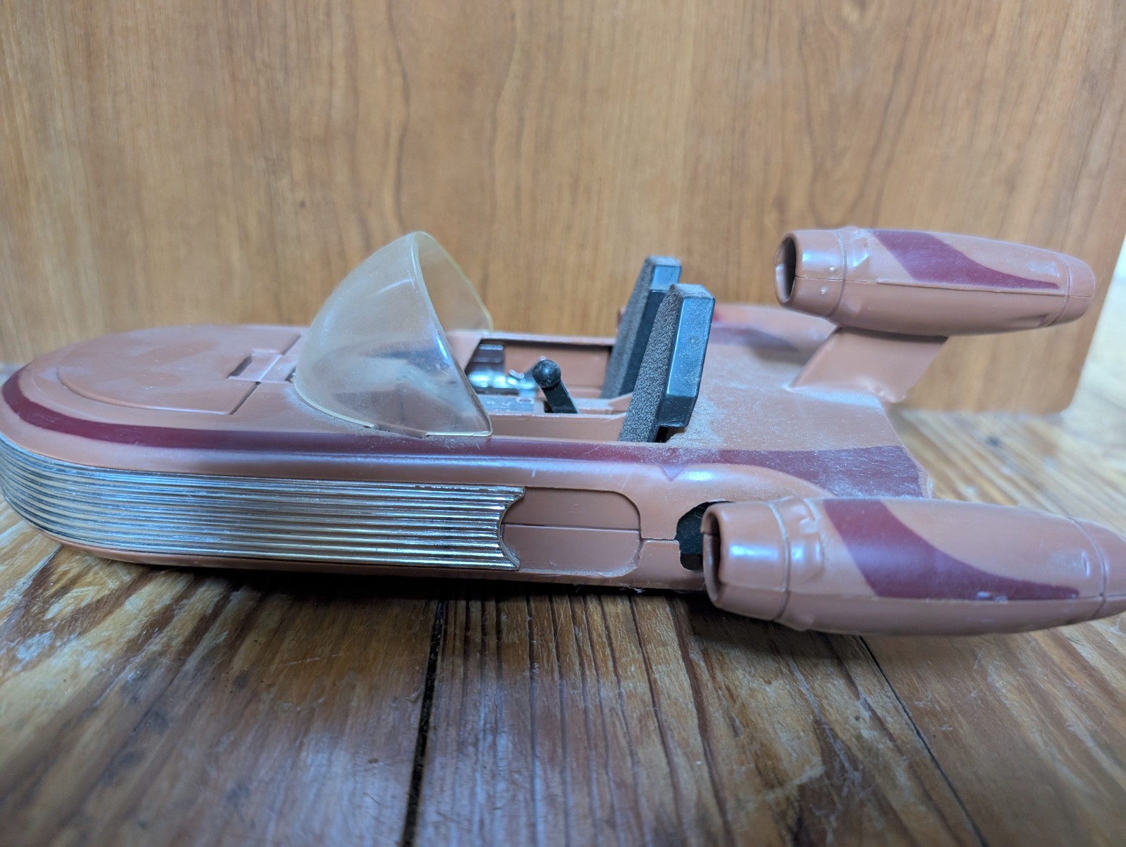 Landspeeder sold