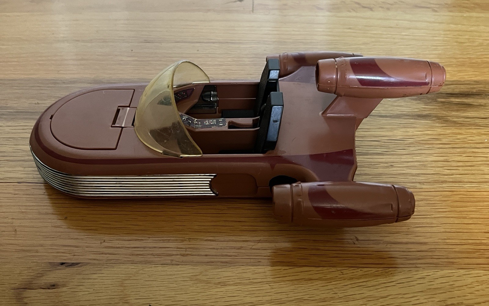 Landspeeder sold