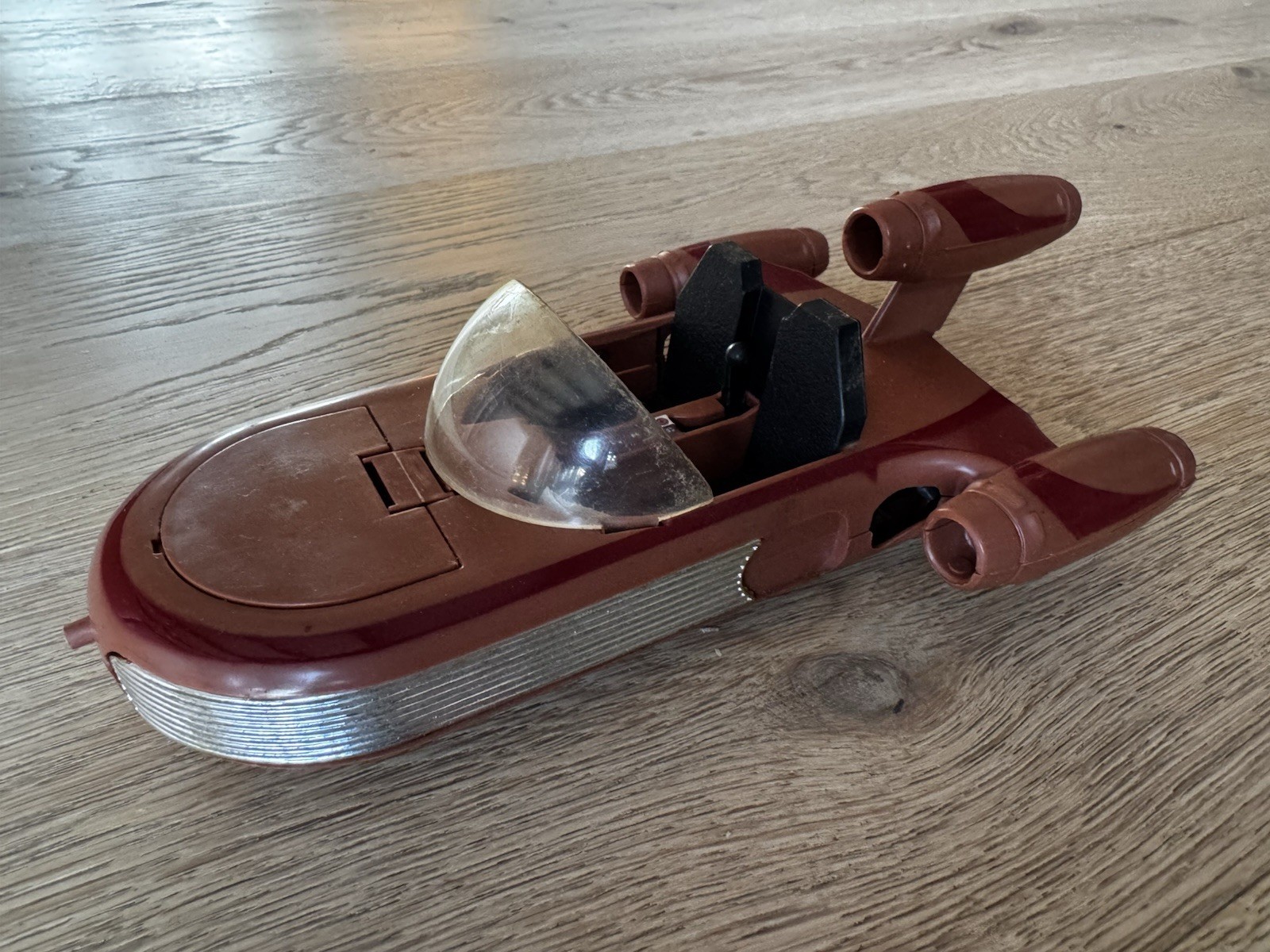Landspeeder sold