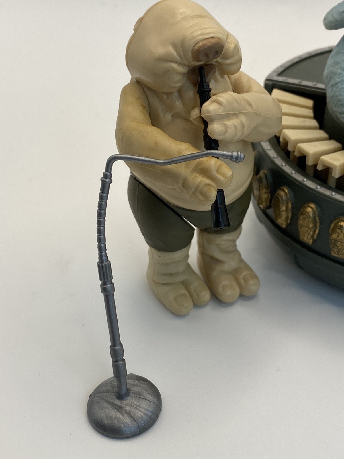 Sy Snootles & The Rebo Band sold