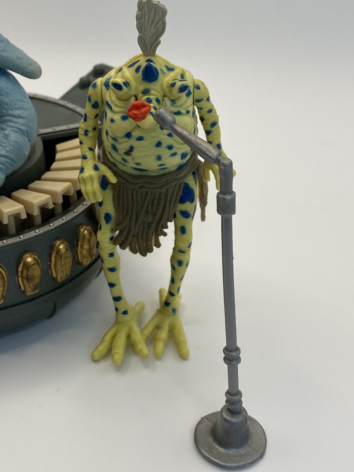 Sy Snootles & The Rebo Band sold