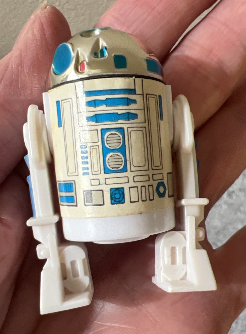 R2-D2 (Artoo-Detoo) with pop-up Lightsaber sold