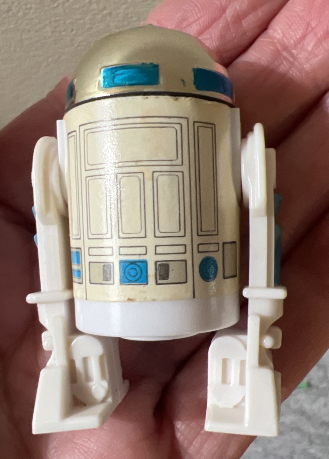 R2-D2 (Artoo-Detoo) with pop-up Lightsaber sold