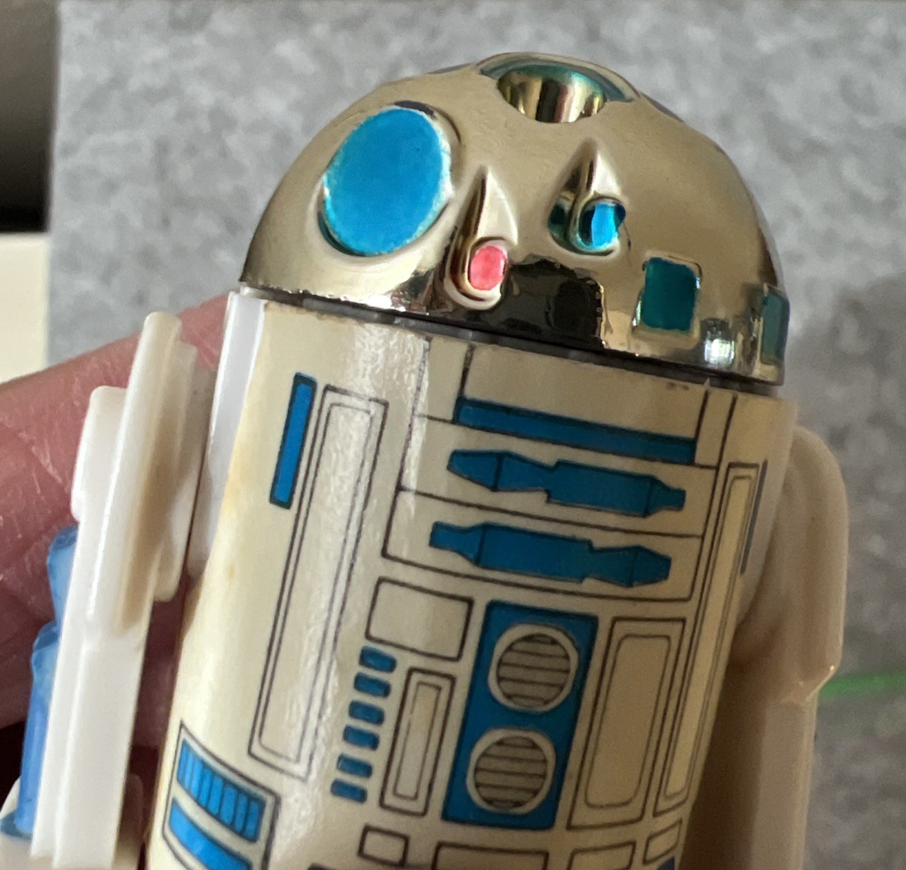 R2-D2 (Artoo-Detoo) with pop-up Lightsaber sold