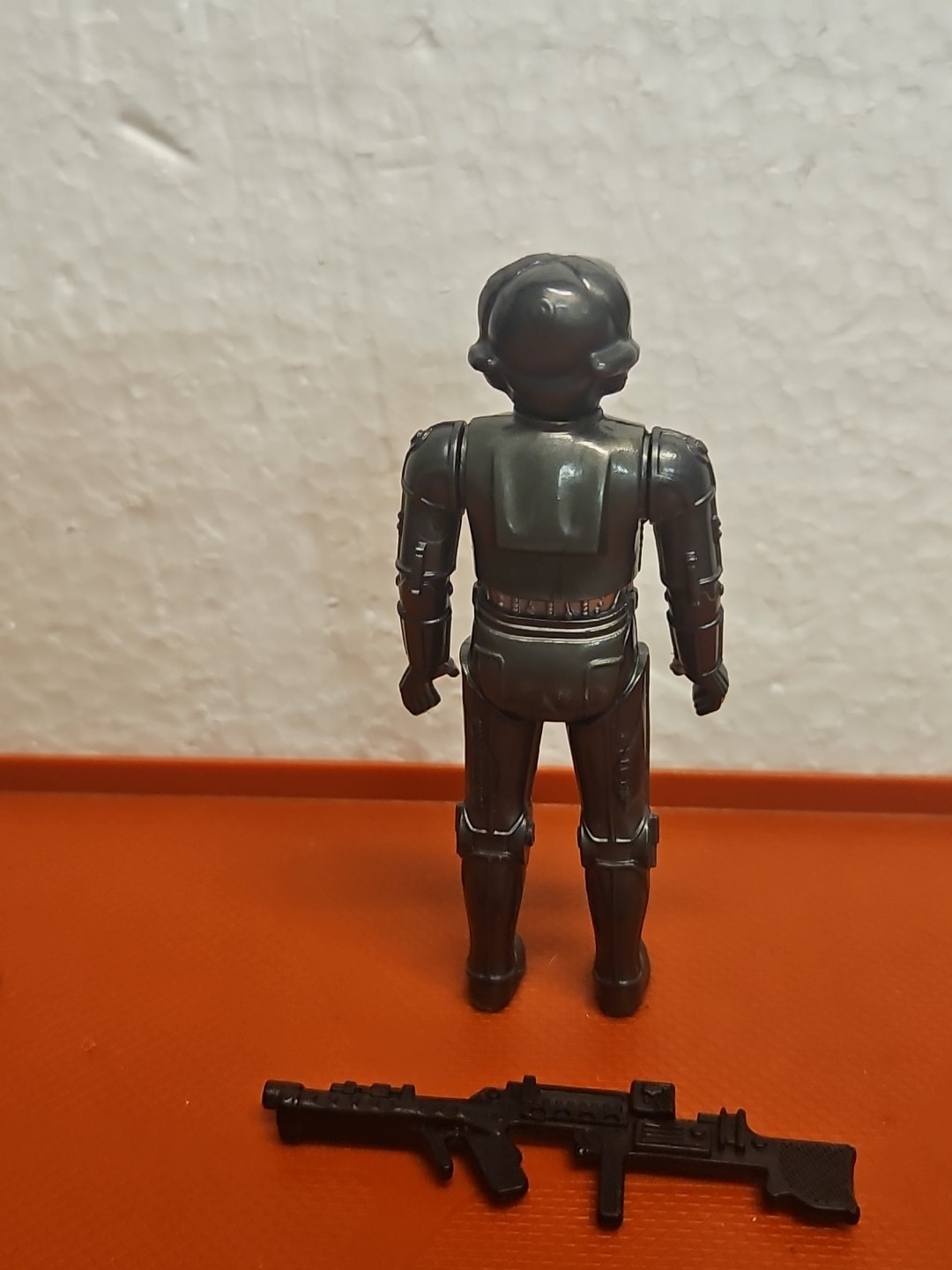 Zuckuss sold