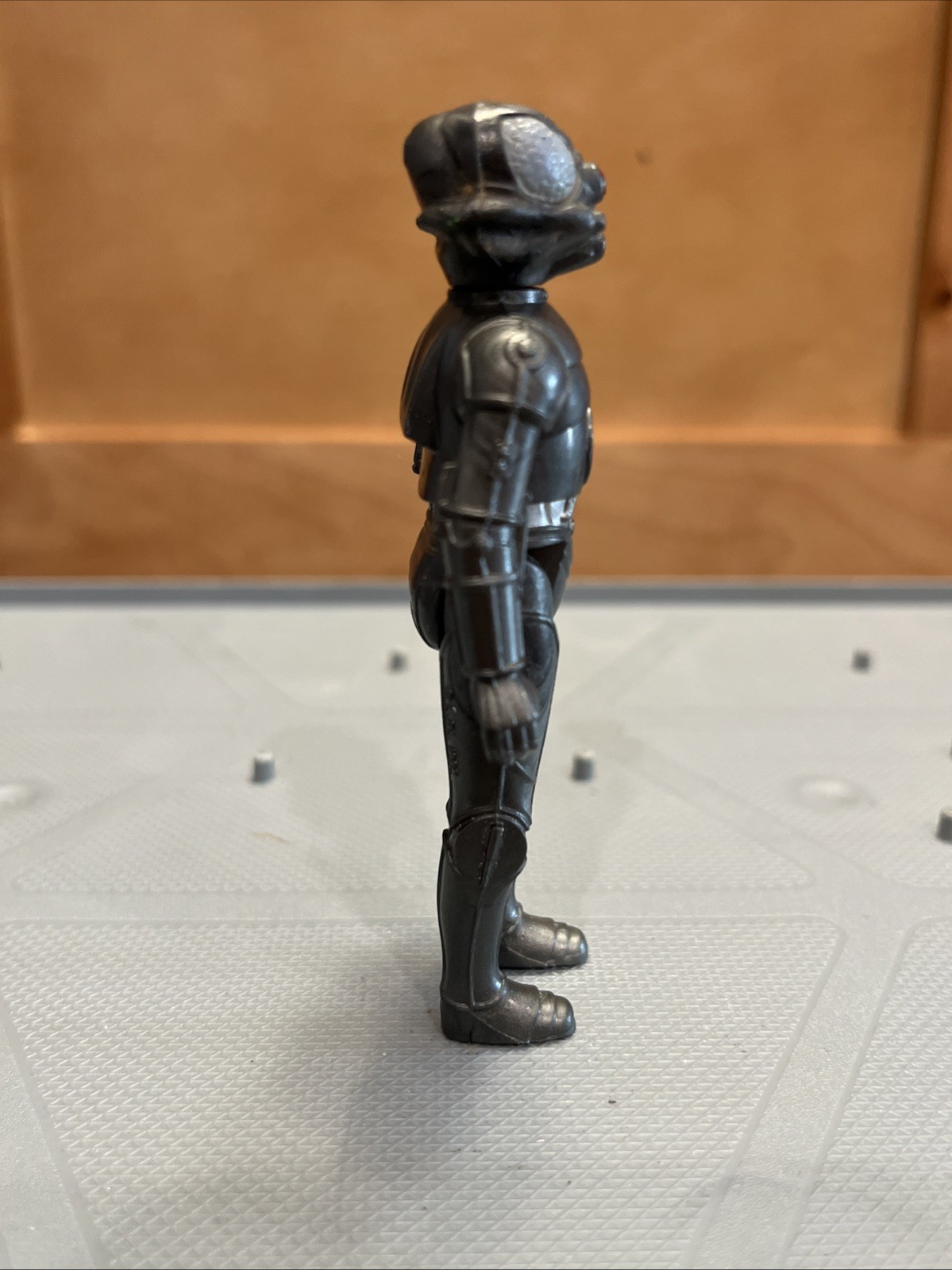 Zuckuss sold