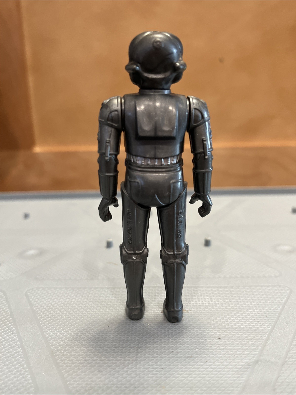 Zuckuss sold