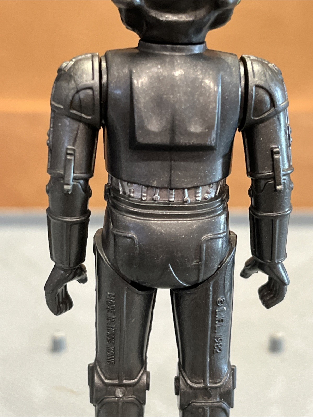 Zuckuss sold