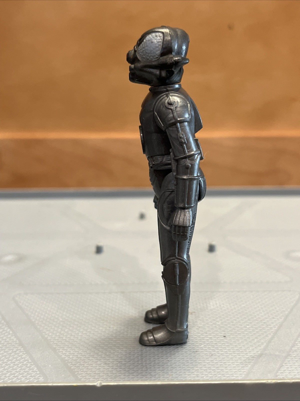 Zuckuss sold