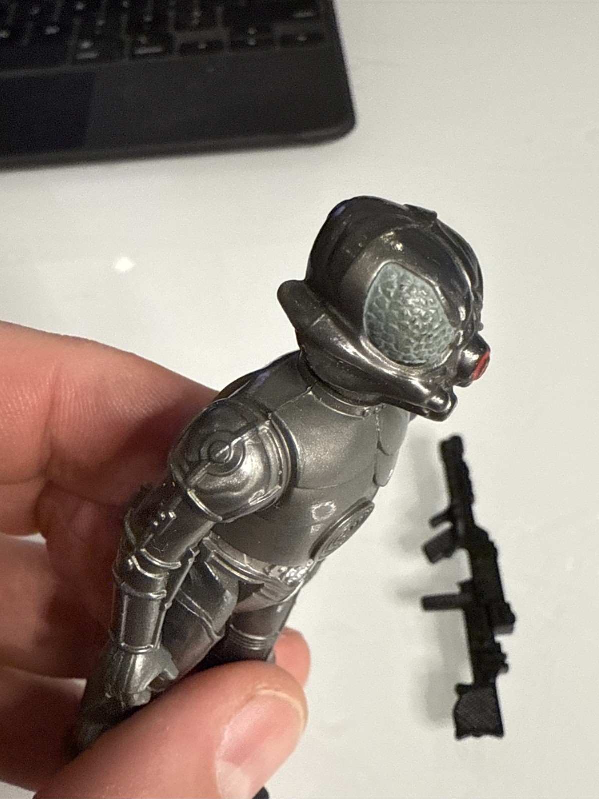 Zuckuss sold