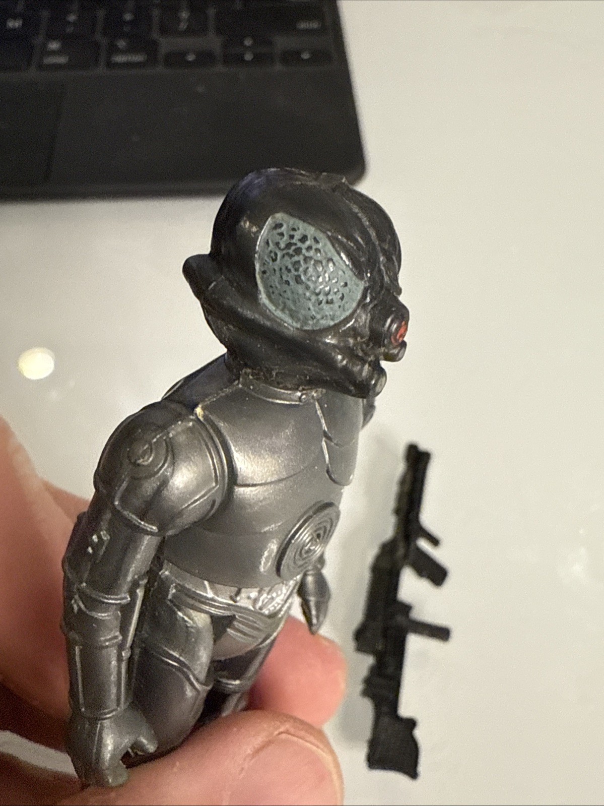 Zuckuss sold