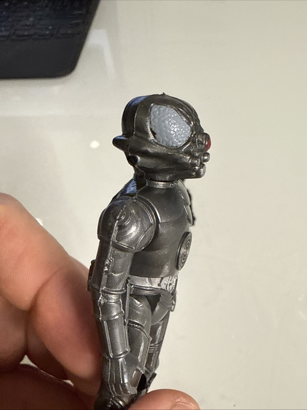 Zuckuss sold