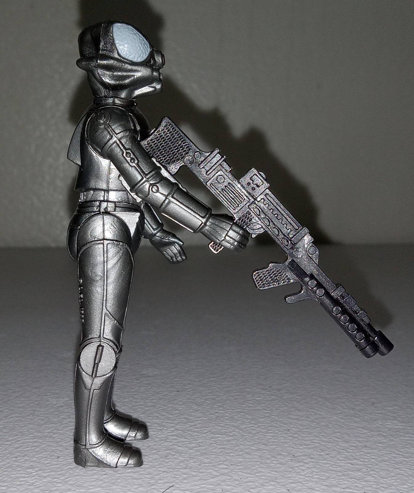 Zuckuss sold