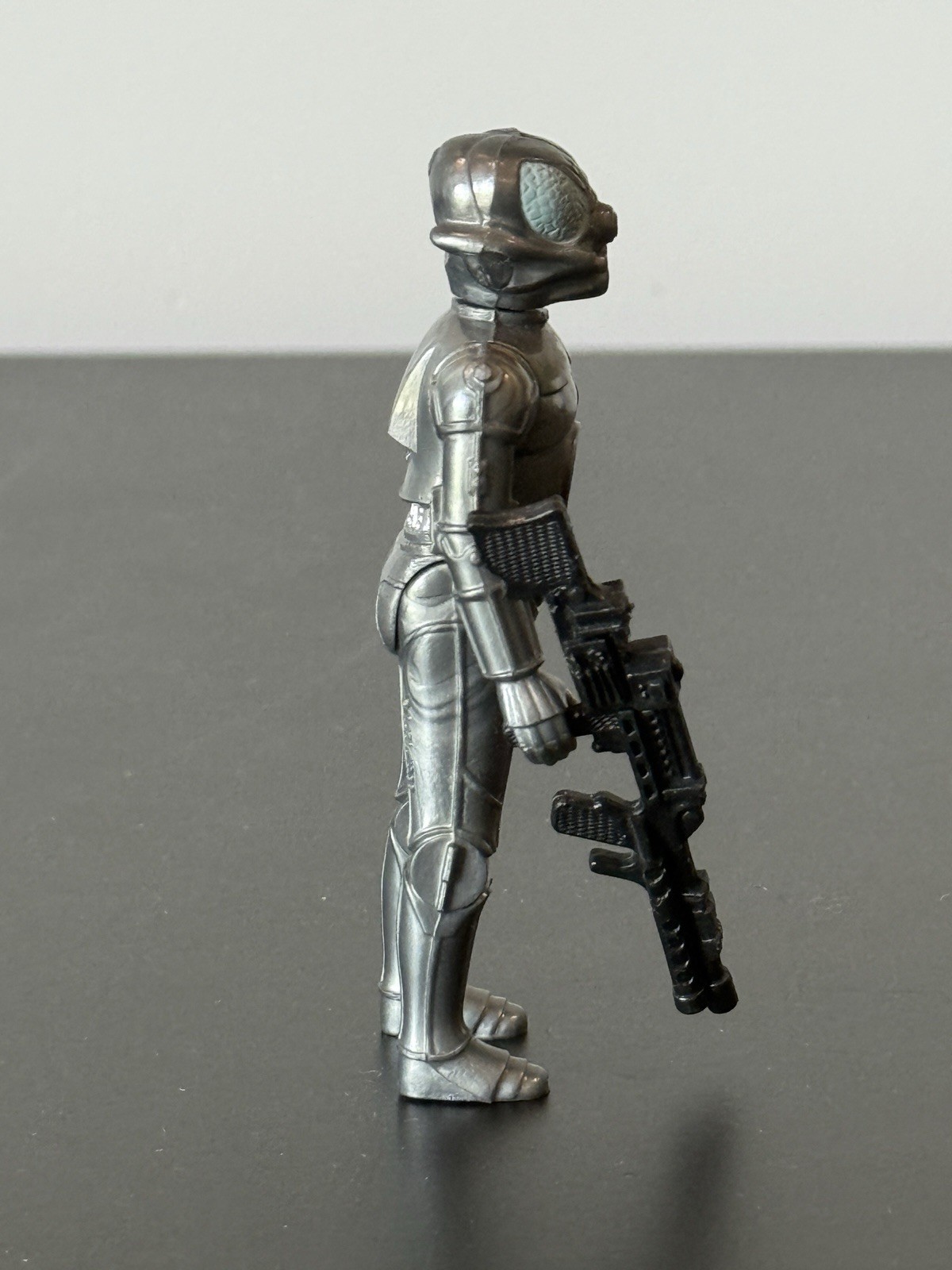 Zuckuss sold