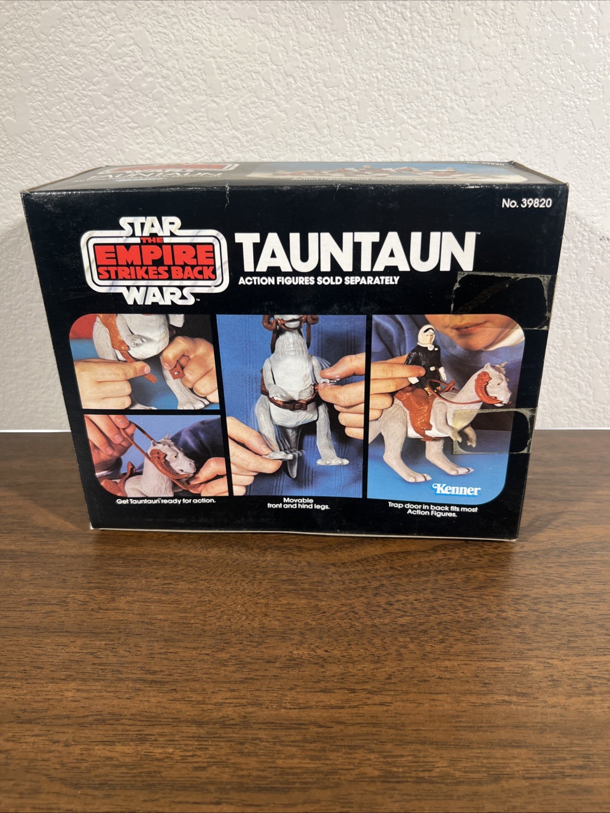 Tauntaun (closed belly) sold