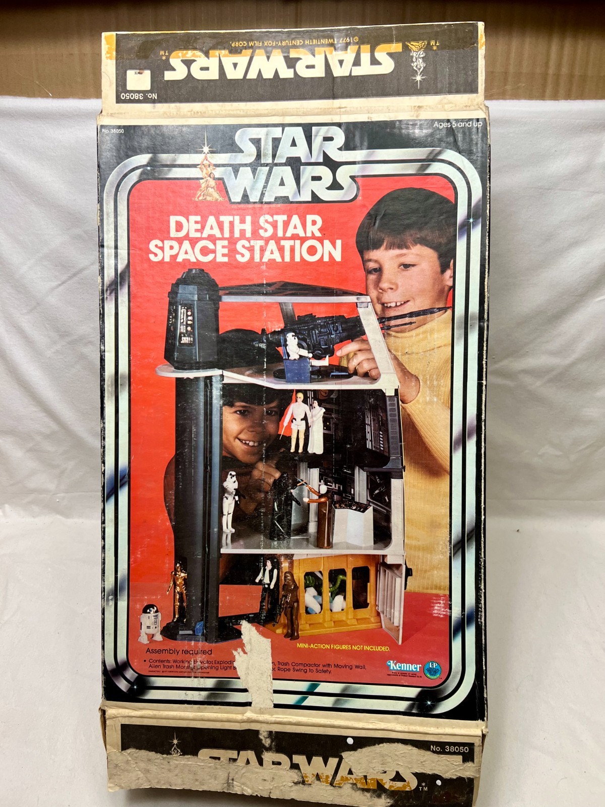 Death Star Space Station (Kenner) sold