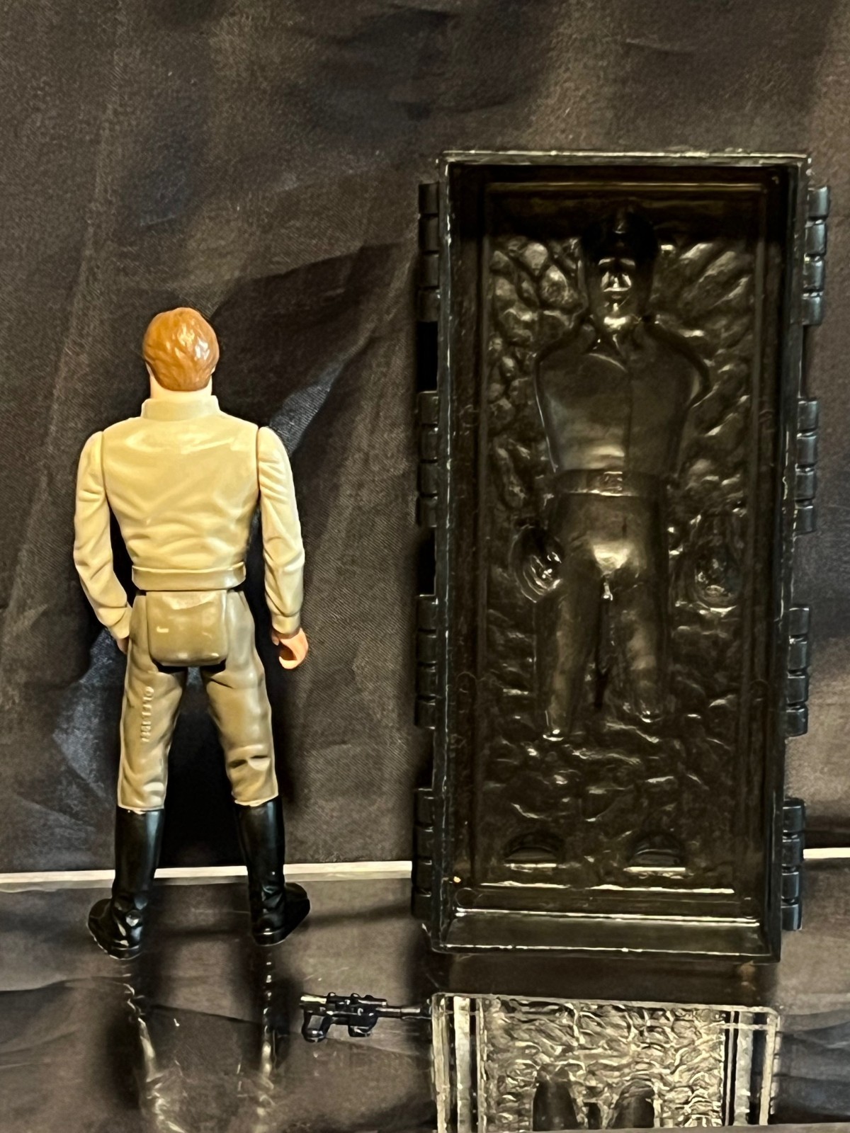 Han Solo (In Carbonite Chamber) sold