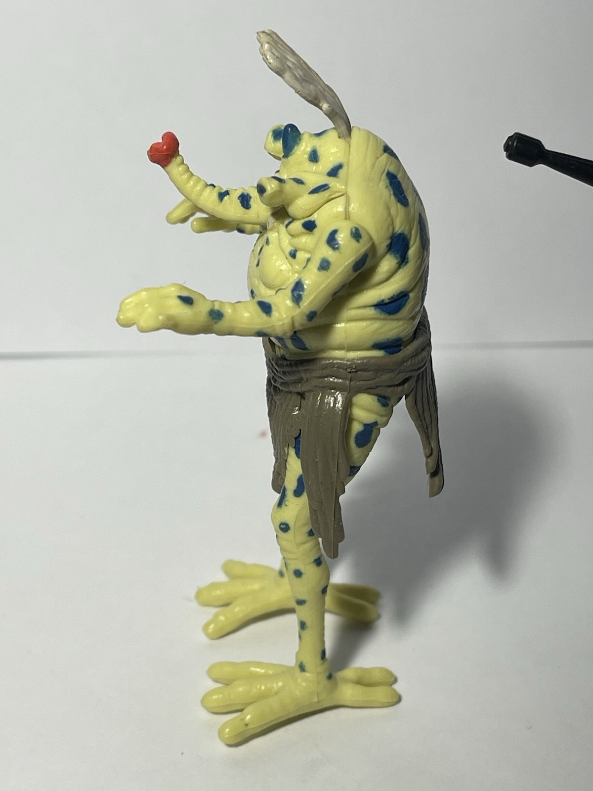 Sy Snootles sold