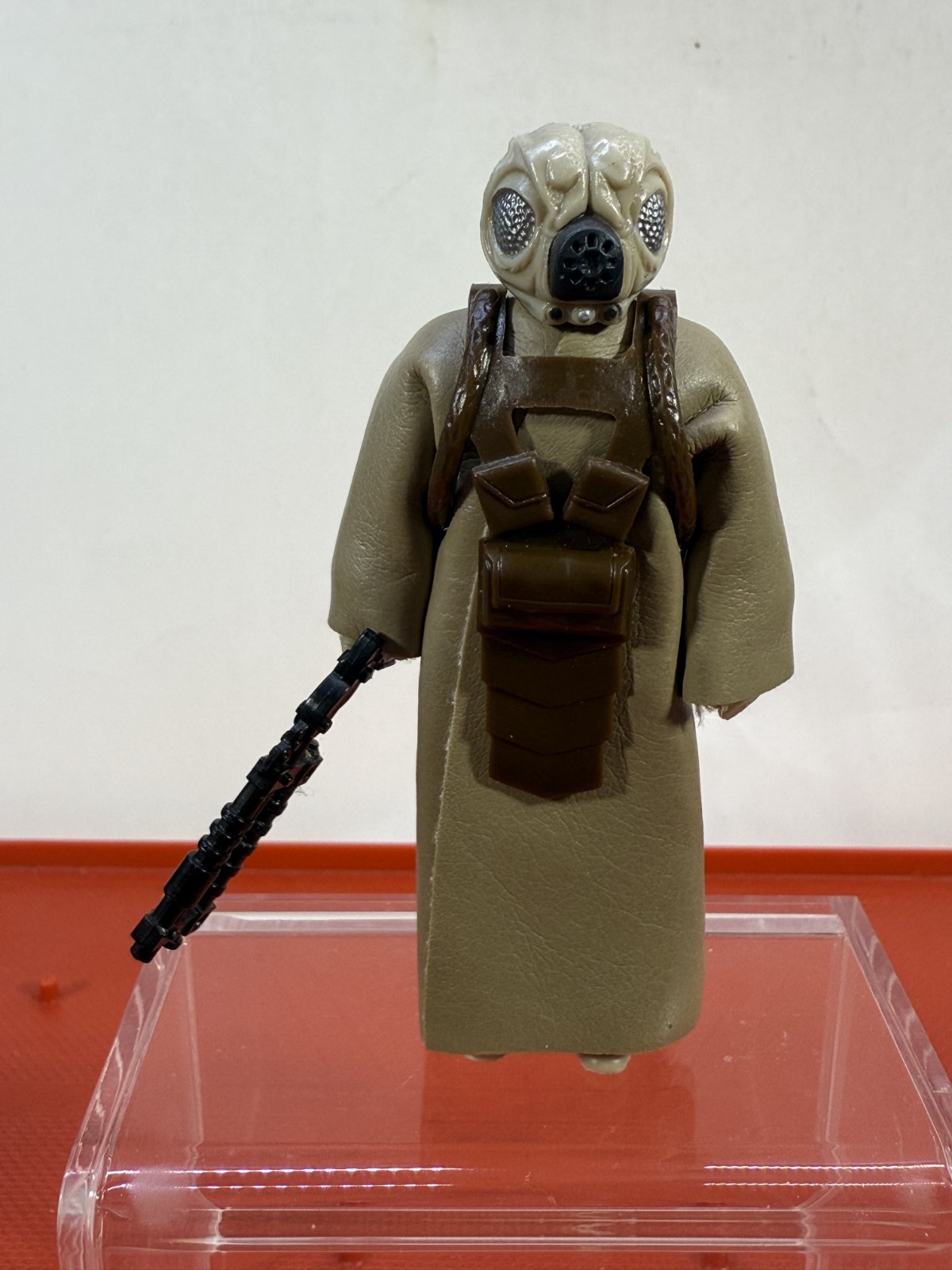 4-LOM sold