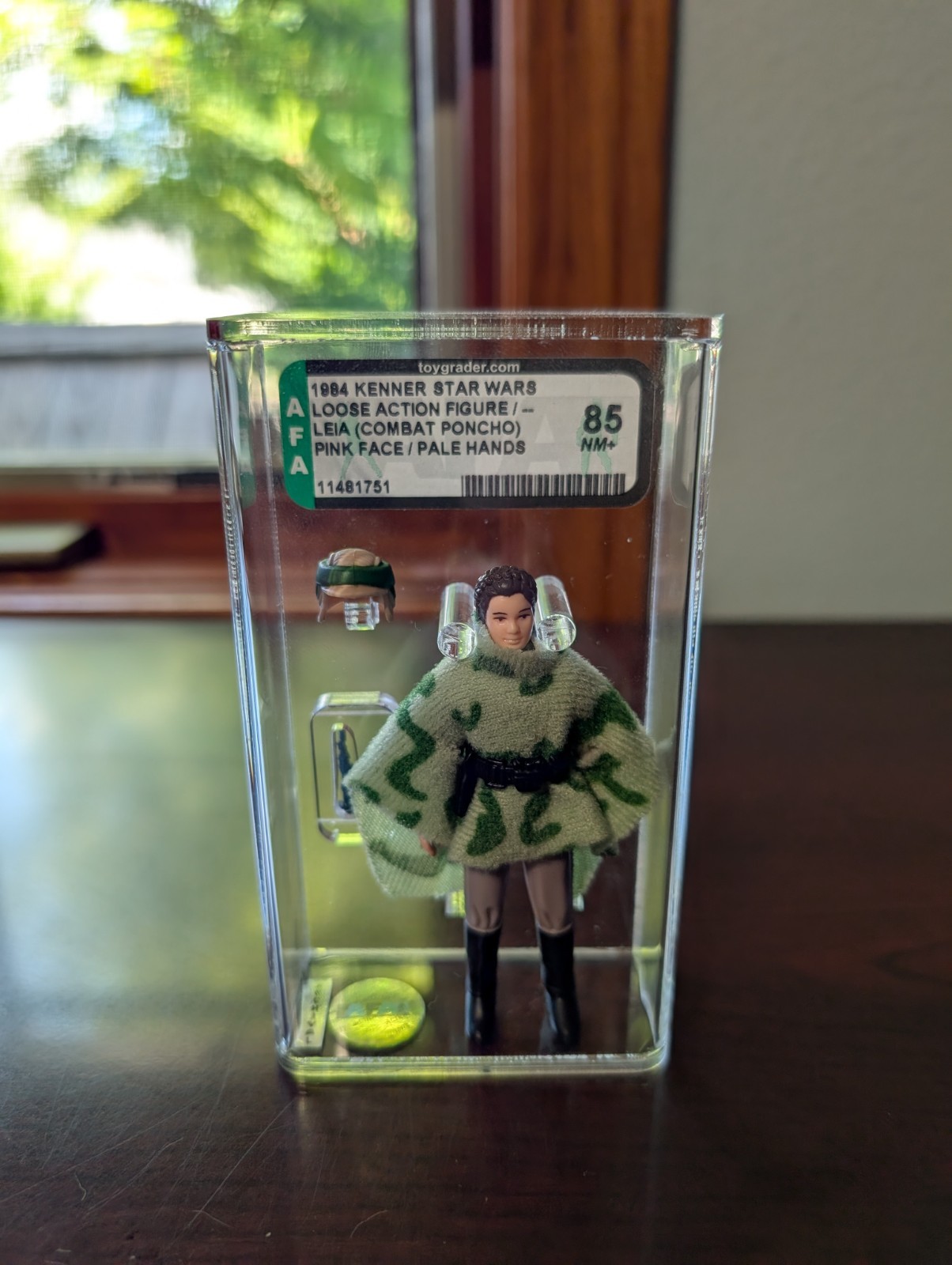 Princess Leia Organa (In Combat Poncho) sold