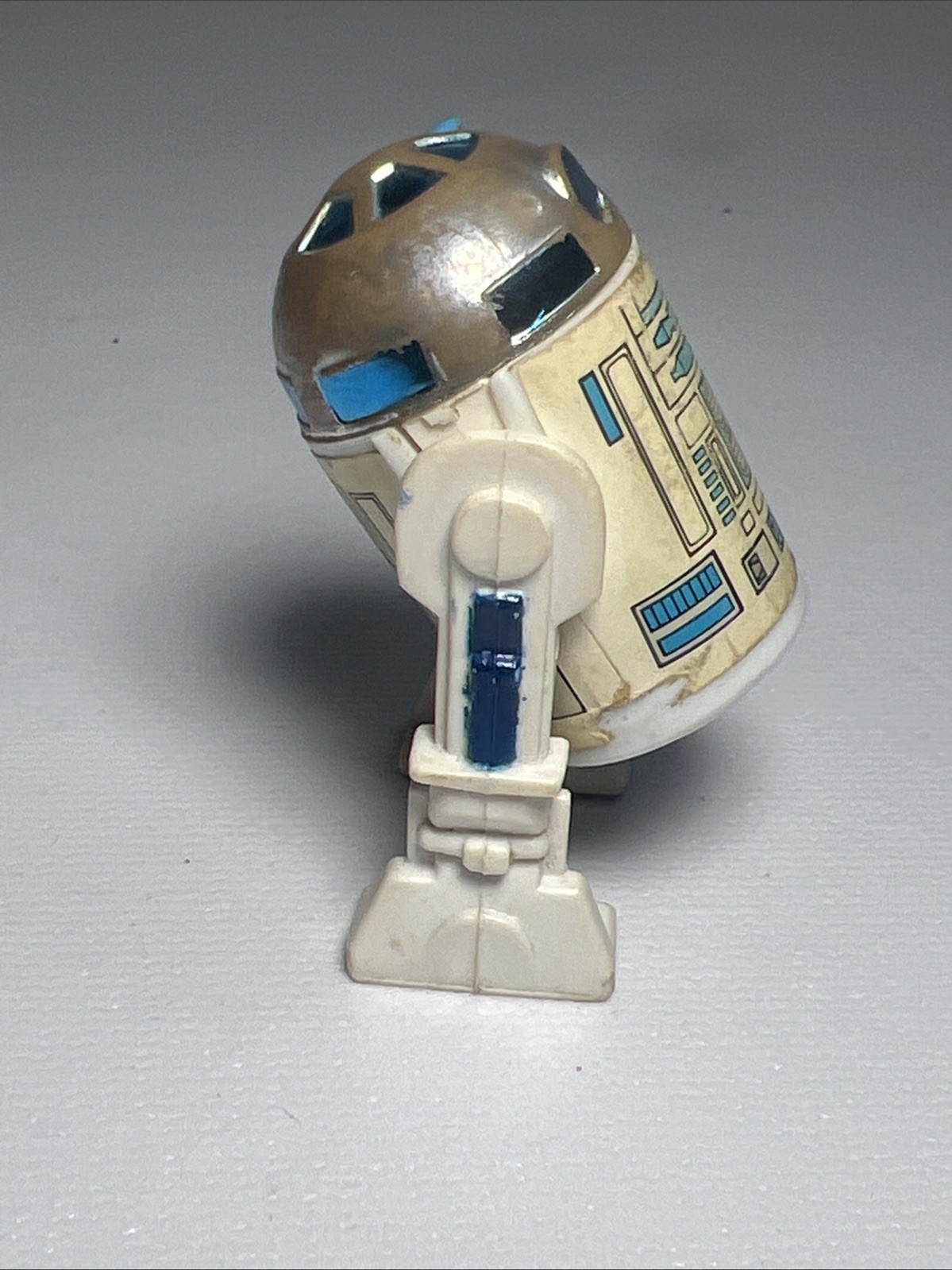 R2-D2 (Artoo-Detoo) (with Sensorscope) sold